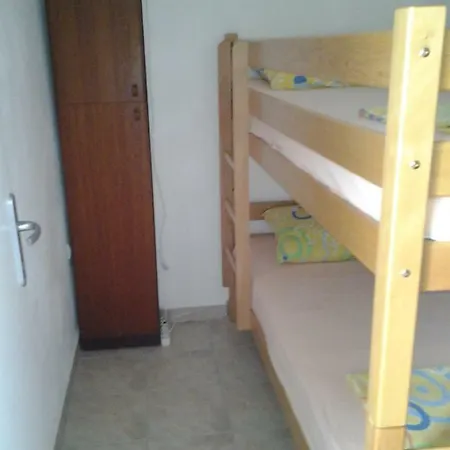 Apartment Lastro *