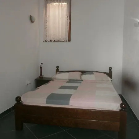 Lastro Apartman Jesenice